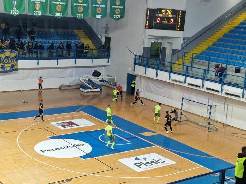 LIVE... (Ο τελικός Futsal) AEK - ΑΕΛ