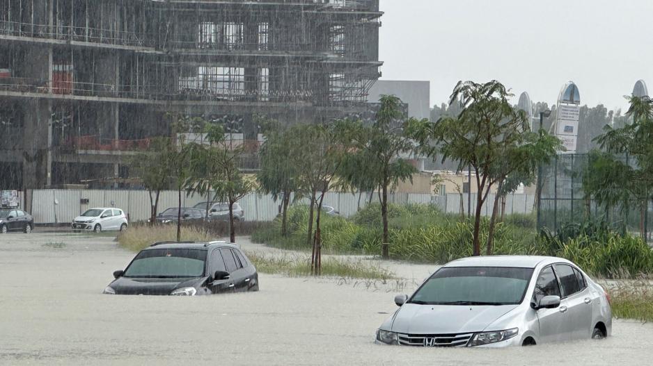 Ντουμπάι: Πλημμύρες και καταστροφές