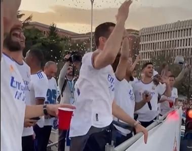 Και... χαμός!
