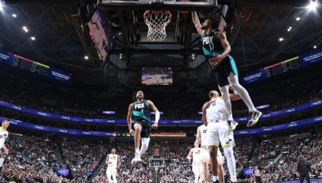 NBA: Καρφωματάρες στο TOP 10 (βίντεο)