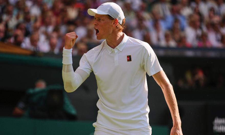 Βασιλιάς του Wimbledon ο Σίνερ με θρίαμβο απέναντι στον Αλκαράθ!