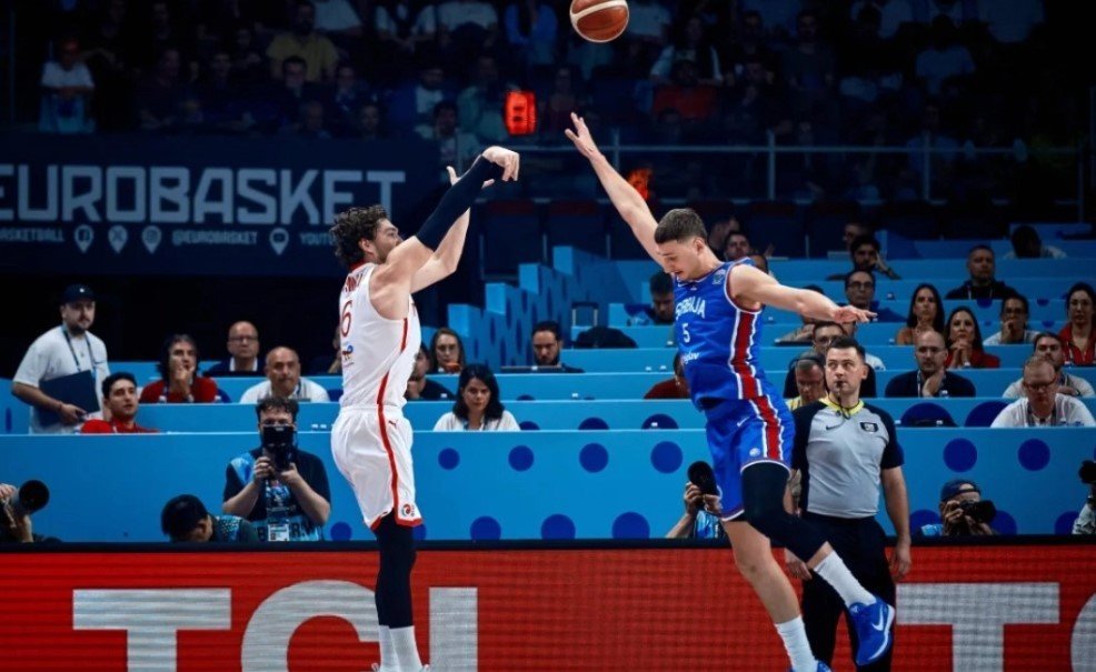 Eurobasket 2025: Αυτά είναι τα πρώτα τέσσερα ζευγάρια στη φάση των "16"