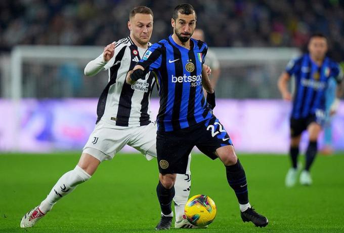 Τα βλέμματα στο «Derby d'Italia»