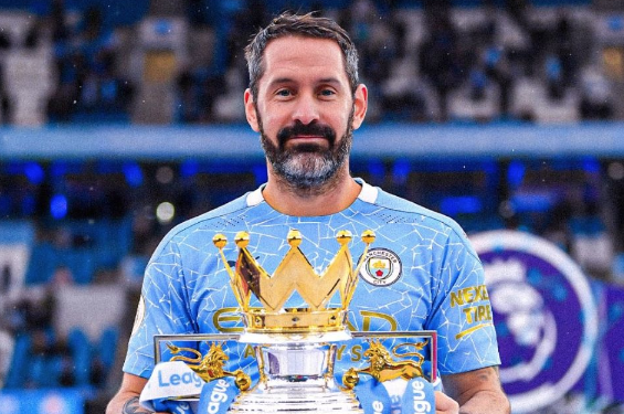 «Κρέμασε» τα γάντια του, ο τερματοφύλακας, που κέρδιζε ένα τρόπαιο κάθε 9 λεπτά στη Σίτι!