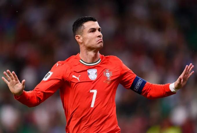Η FIFA άφησε εκτός αφίσας του Παγκοσμίου Κυπέλλου τον Ρονάλντο!