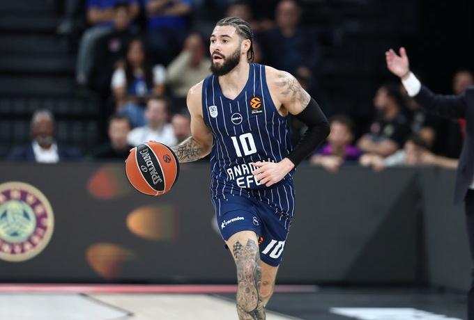 Η Εφές χάλασε στο φινάλε το ντεμπούτο Πασκουάλ στην Μπαρτσελόνα