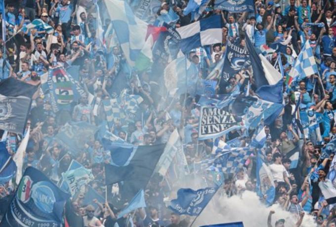 Μαχαίρωσε τον άντρα της μετά από αμφισβητούμενο πέναλτι της Νάπολι