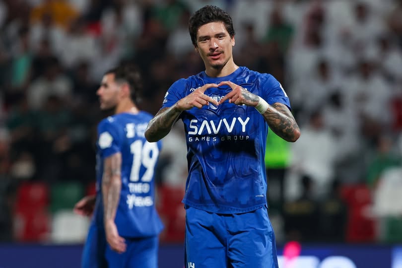 «Σκέφτεται να φέρει ξανά στην Premier League τον Ντάργουιν Νούνιες!»