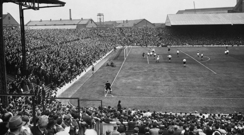 Ολντ Τράφορντ: Το ρεκόρ προσέλευσης δεν έγινε σε αγώνα της Γιουνάιτεντ