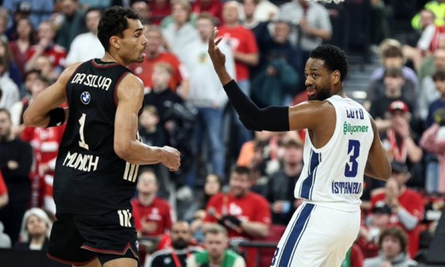 Η Εφές σόκαρε την Μπάγερν μέσα στο Μόναχο με buzzer-beater τρίποντο του Σουίντερ