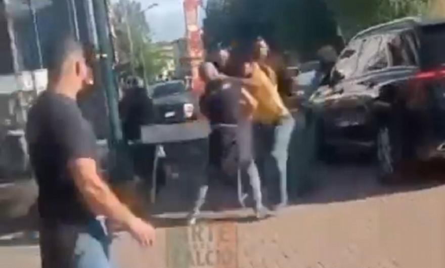 (Βίντεο) Ο Ορμπάν της Ελλάς Βερόνα πιάστηκε στα χέρια με οπαδό!