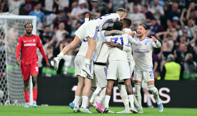 Europa League/Πάρτι... και τριάρα στον τελικό η Άστον Βίλα