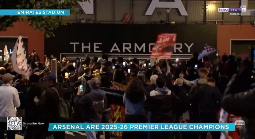 Έκρηξη χαράς έξω απ' το Emirates! (Βίντεο)