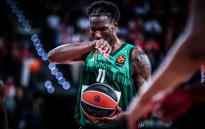 Σημείωσε ιστορική επίδοση σε αγώνα playoffs της EuroLeague