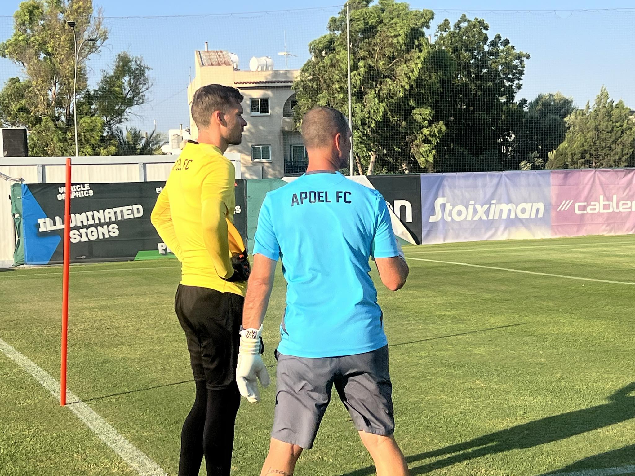 ΑΠΟΕΛ43