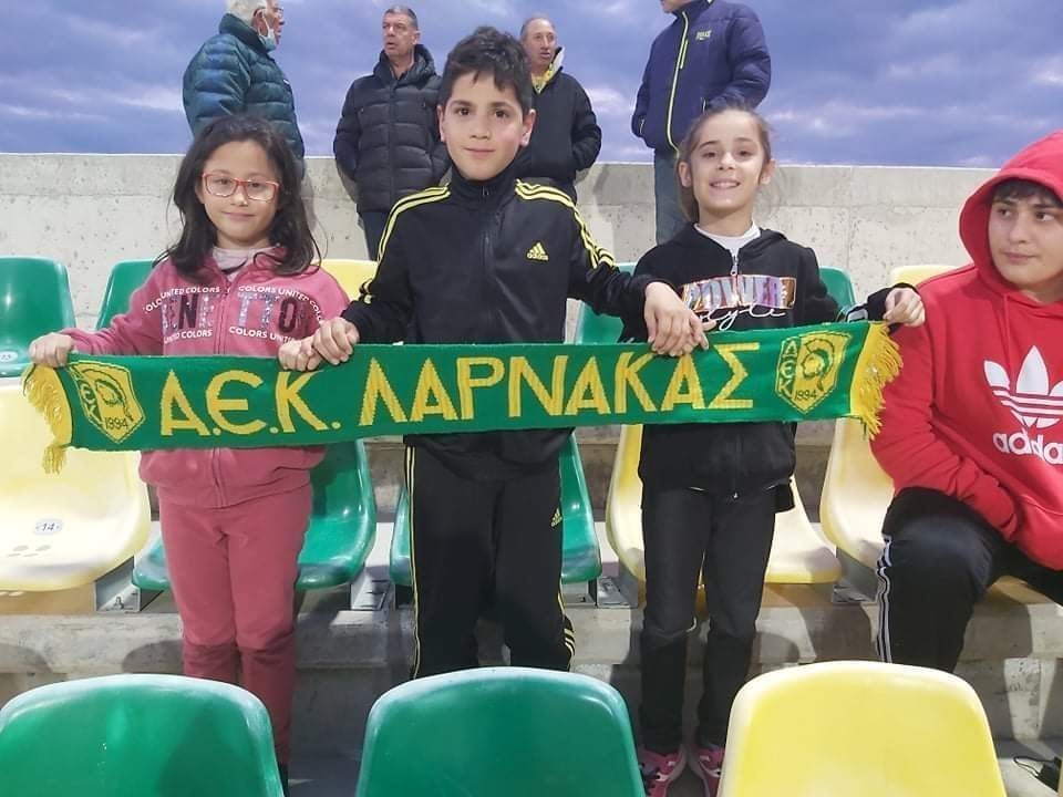 νκηκηκηξκ
