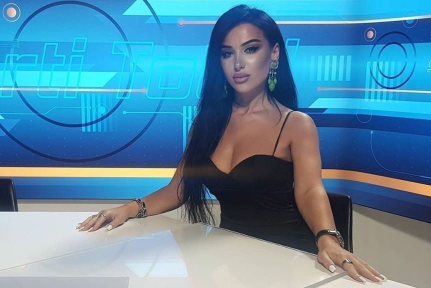 εεεε