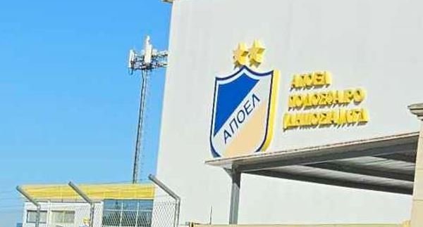 ΑΠΟΕΛ43