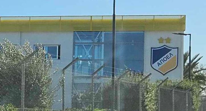 ΑΠΟΕΛ43