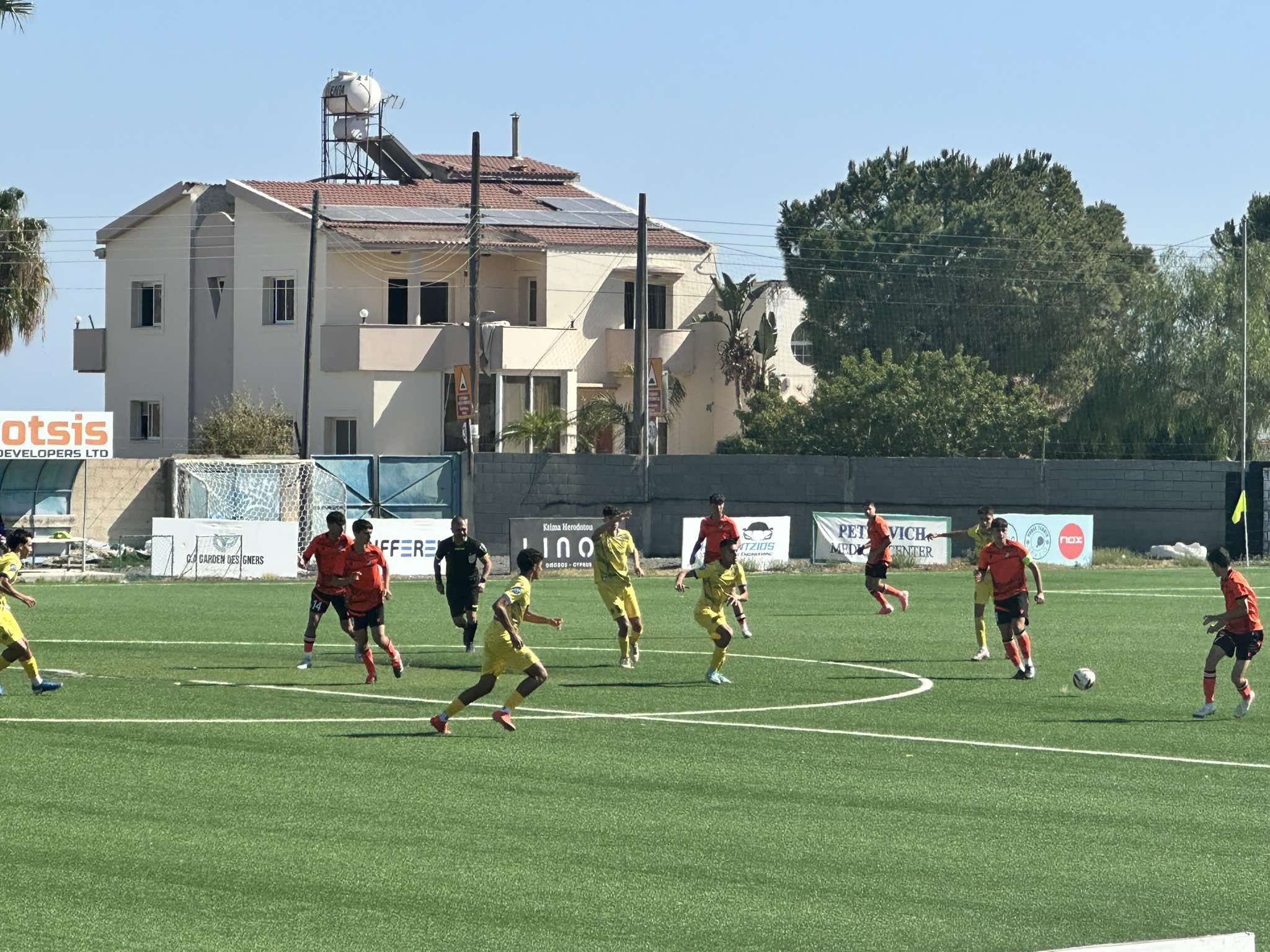 ΑΠΟΕΛ43