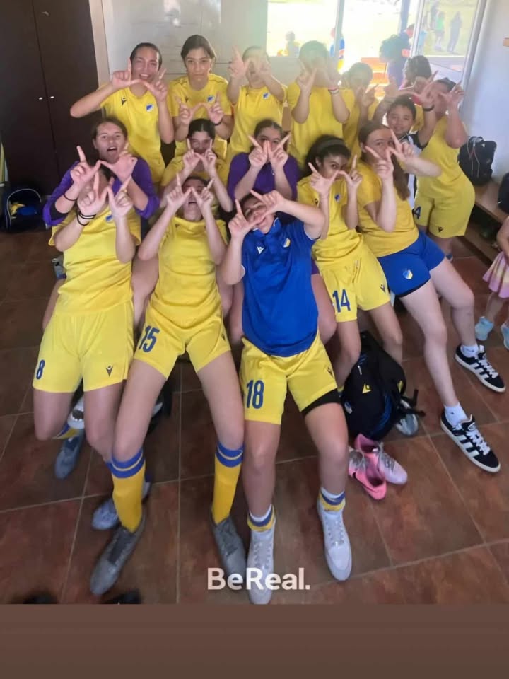 γφ