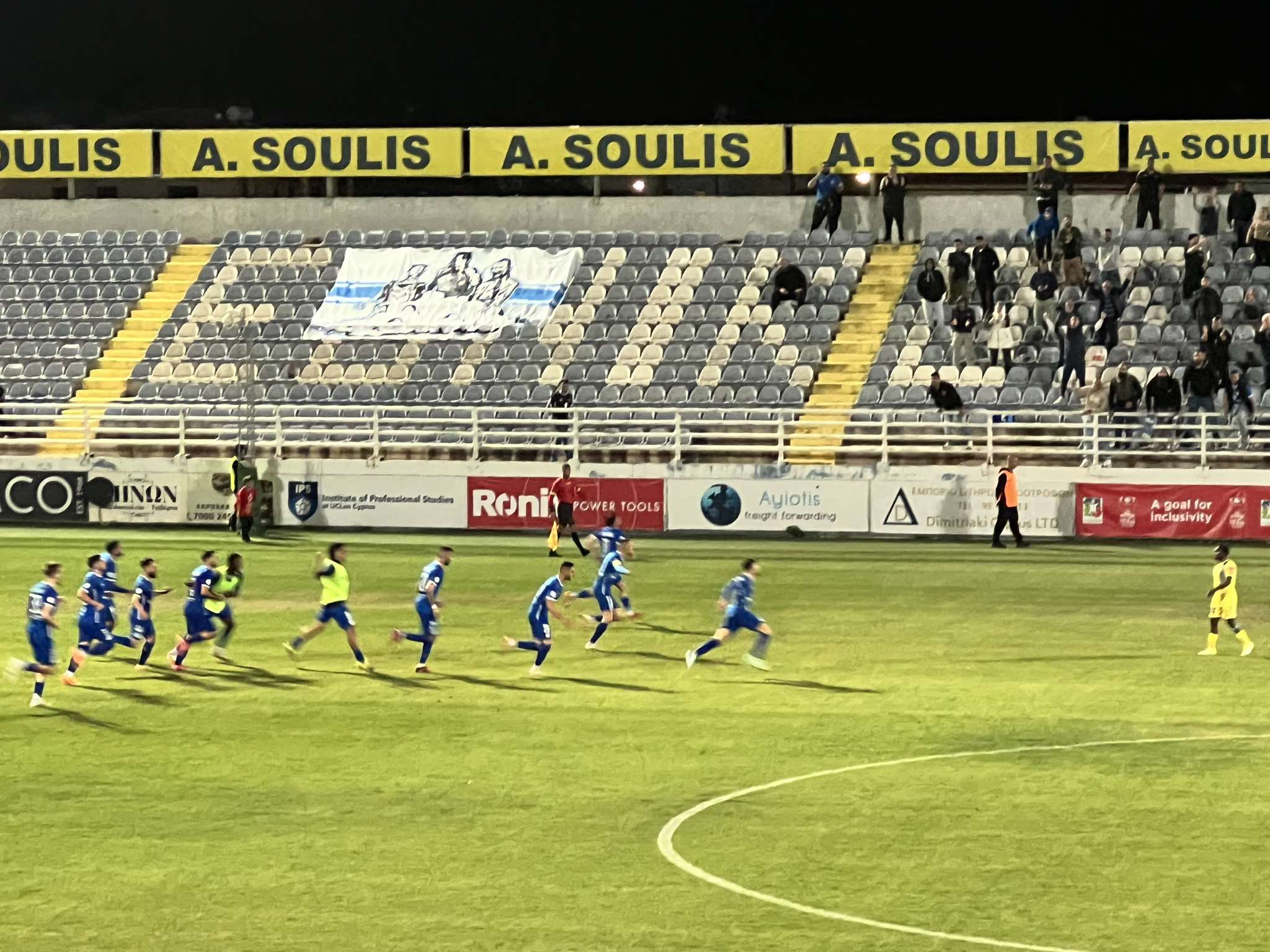 3-2