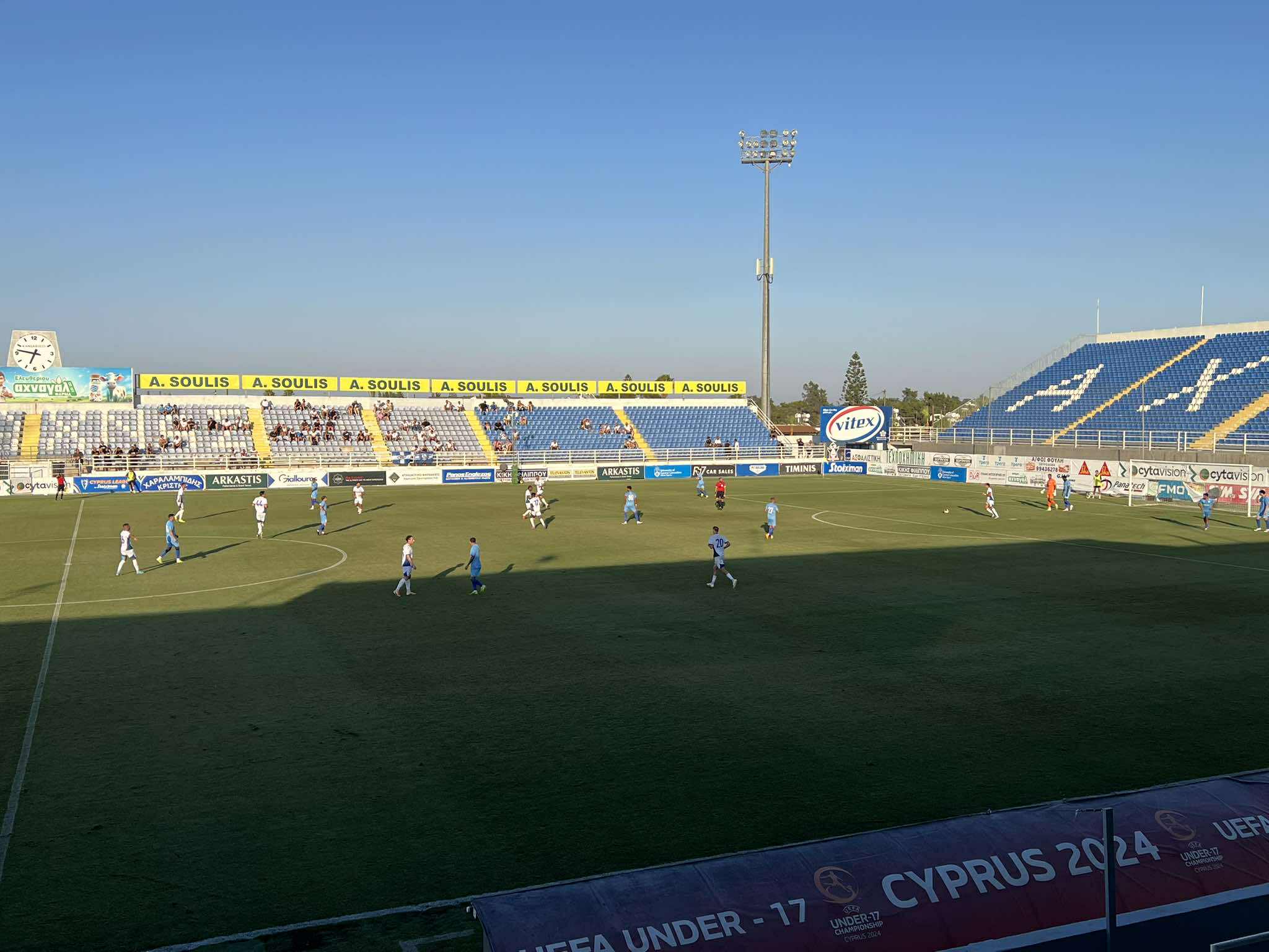 ΑΠΟΕΛ43