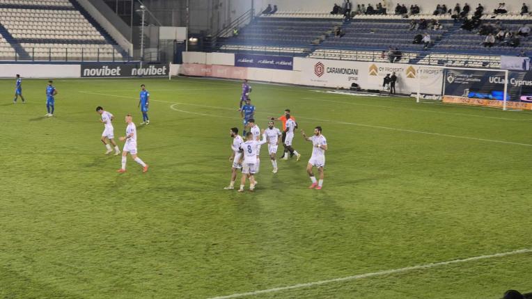 3-2