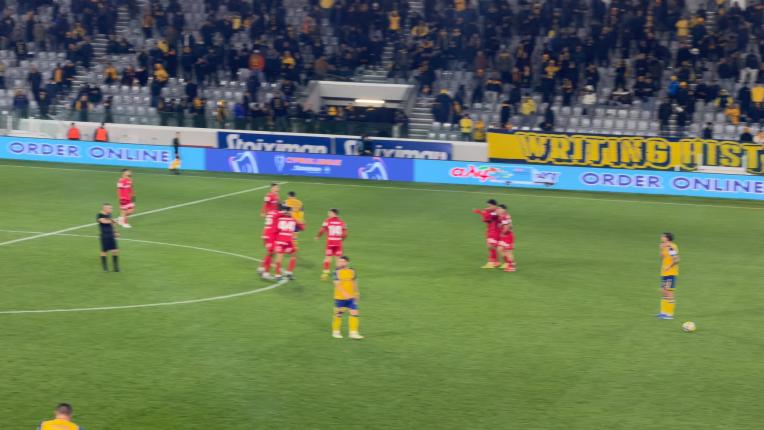 2-0