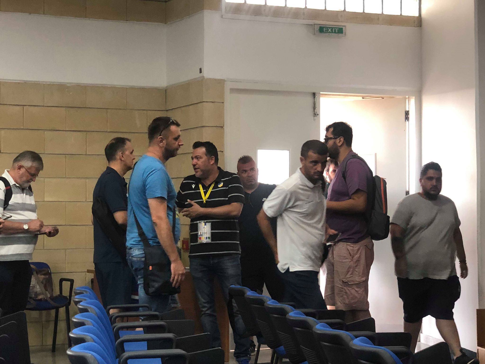 μαυροβουνιοιιιιιι