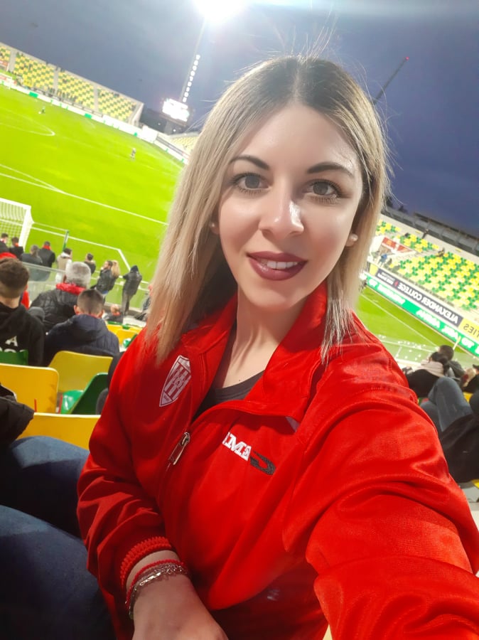 εςεςες