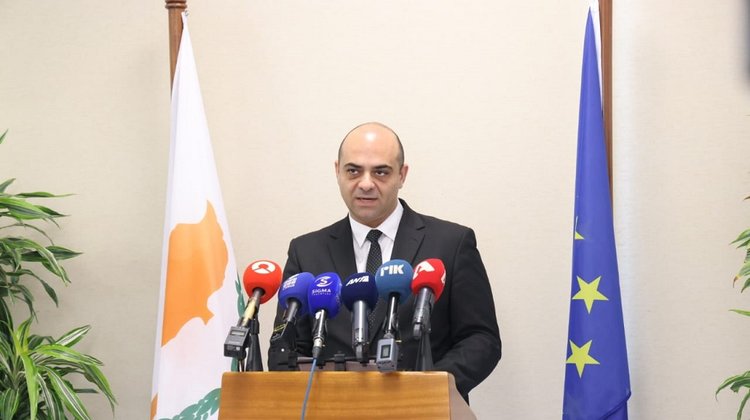 ΑΠΟΕΛ43