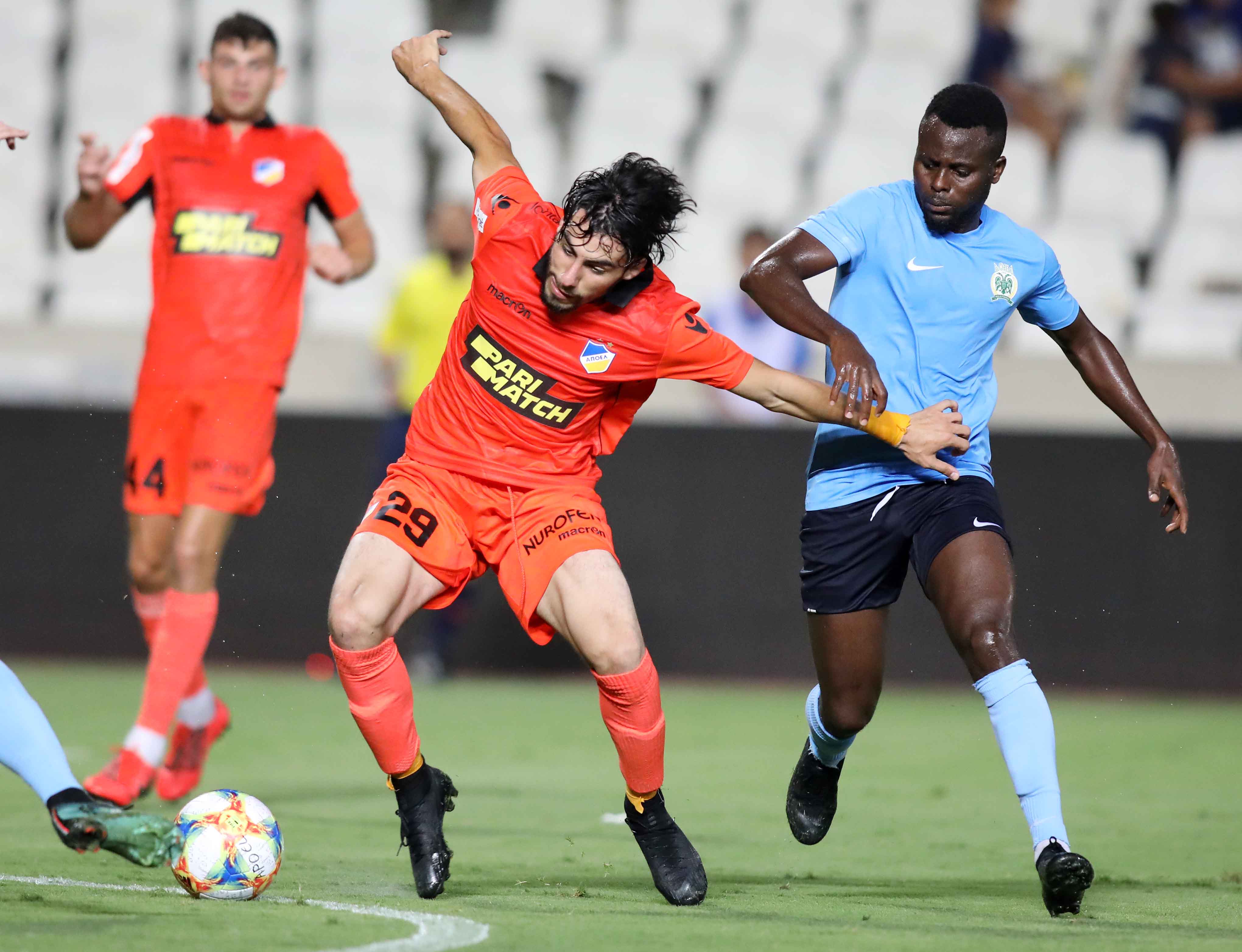 vouros_apoel