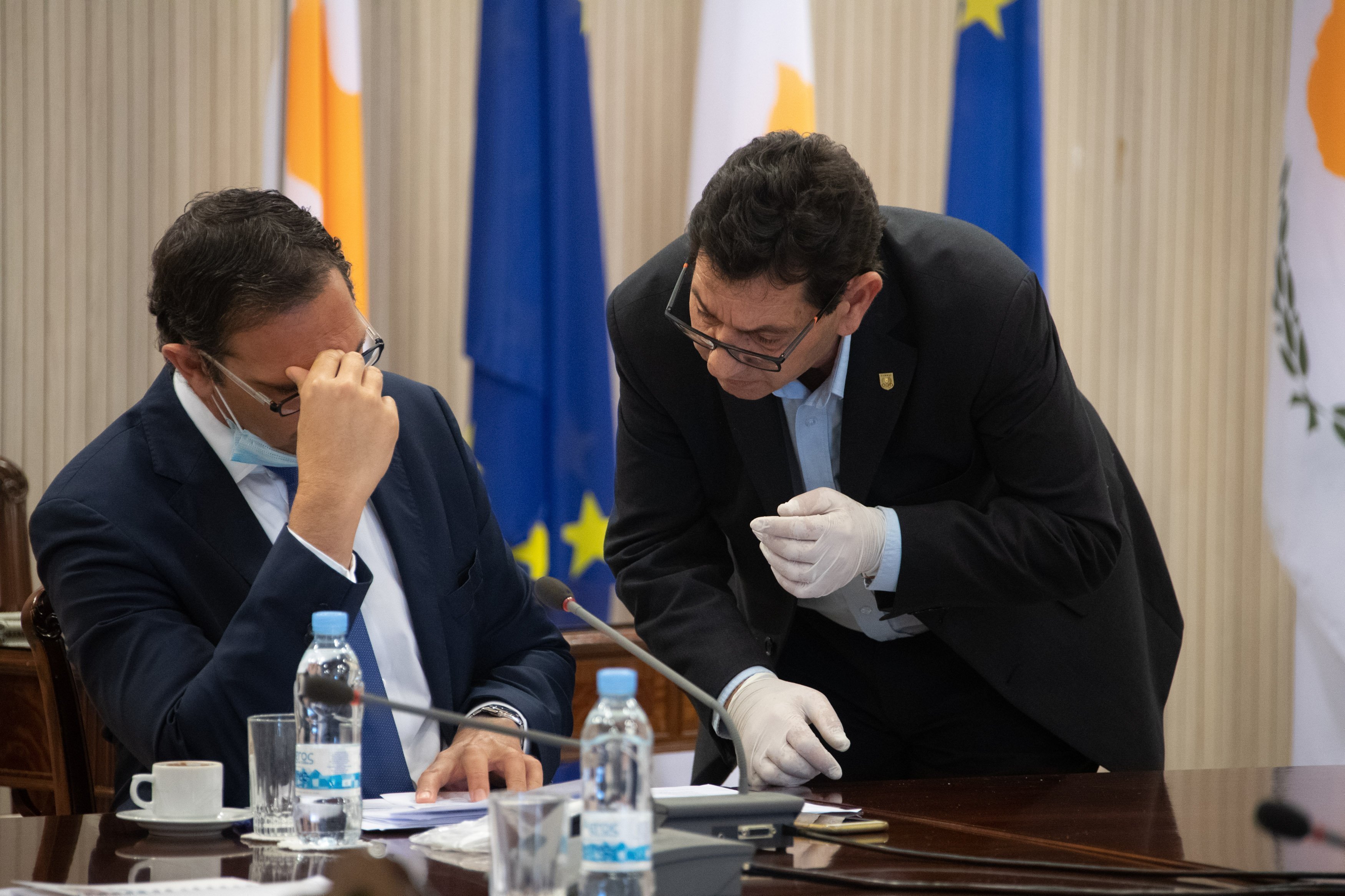εεε