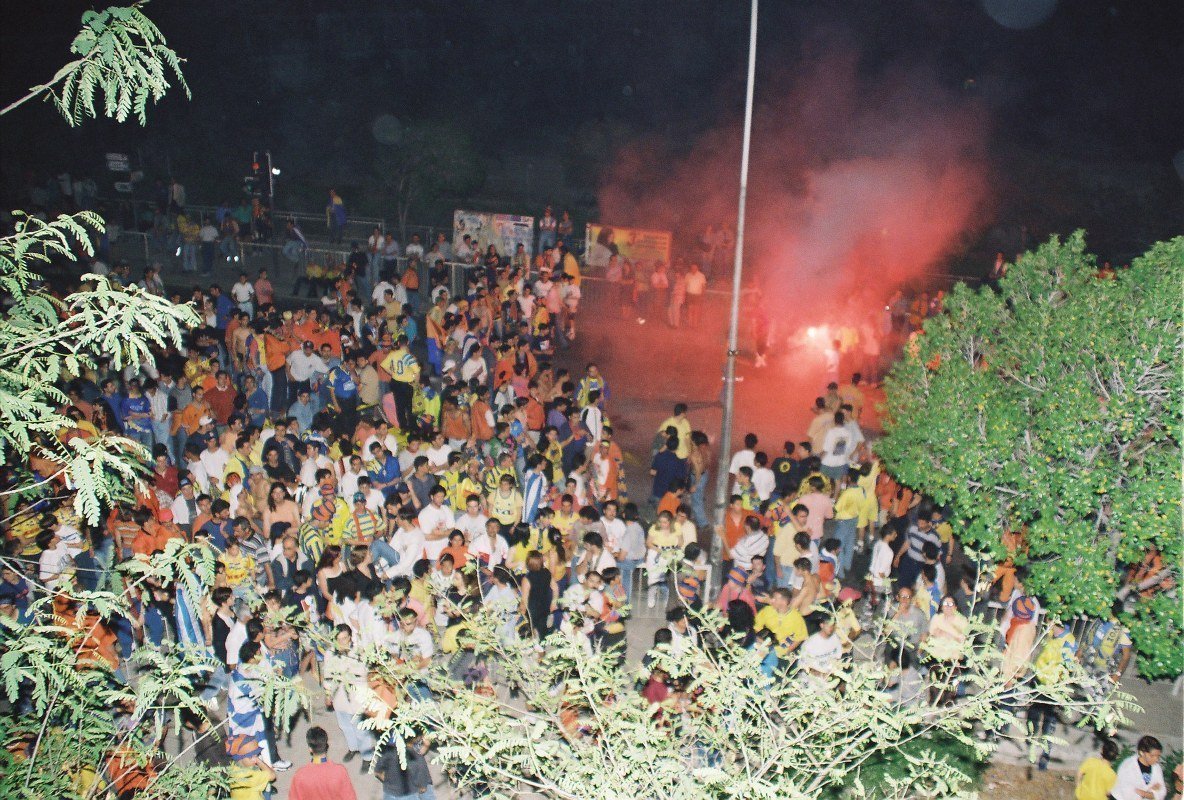 apoel_fans