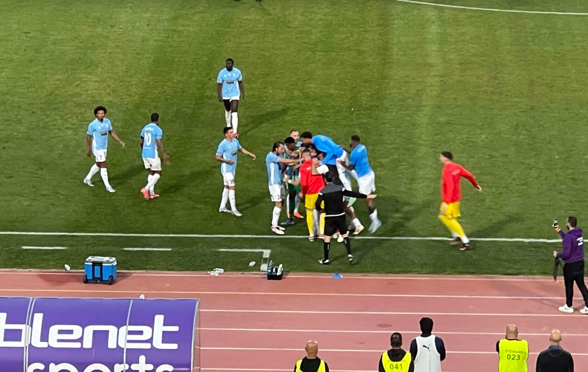 2-0
