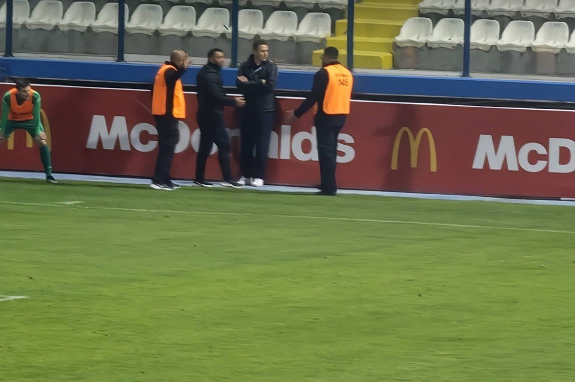 αλεξε