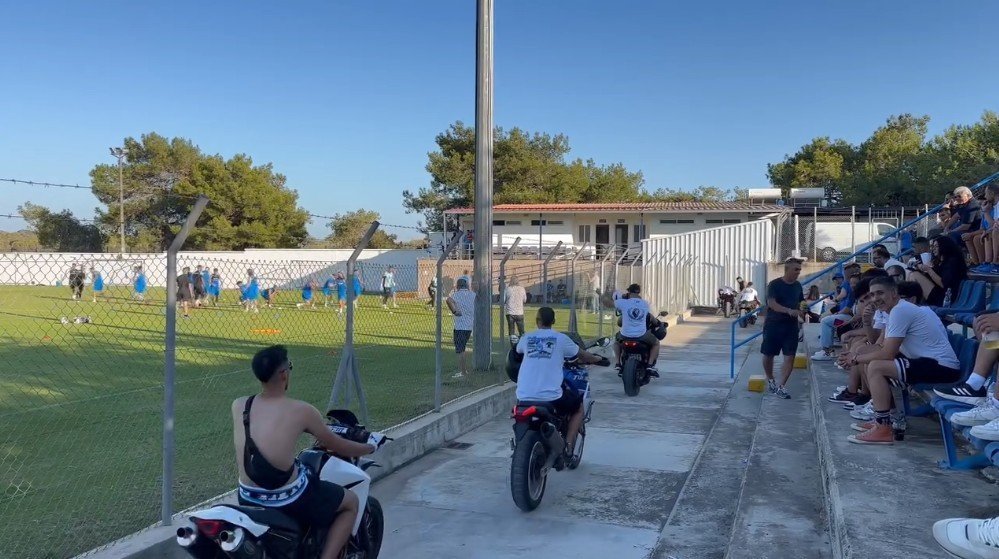 μο