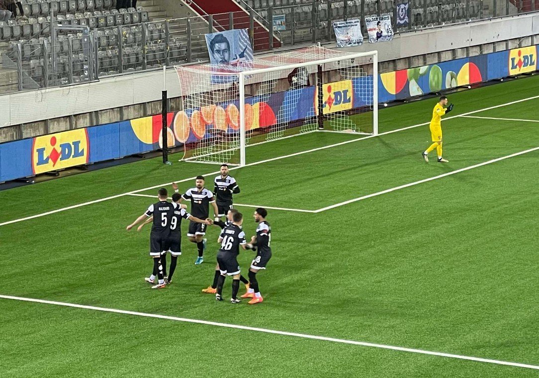 1-1 Λ