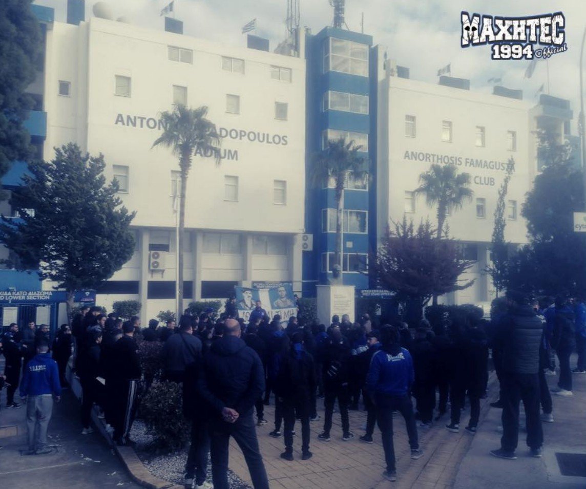 μαχ