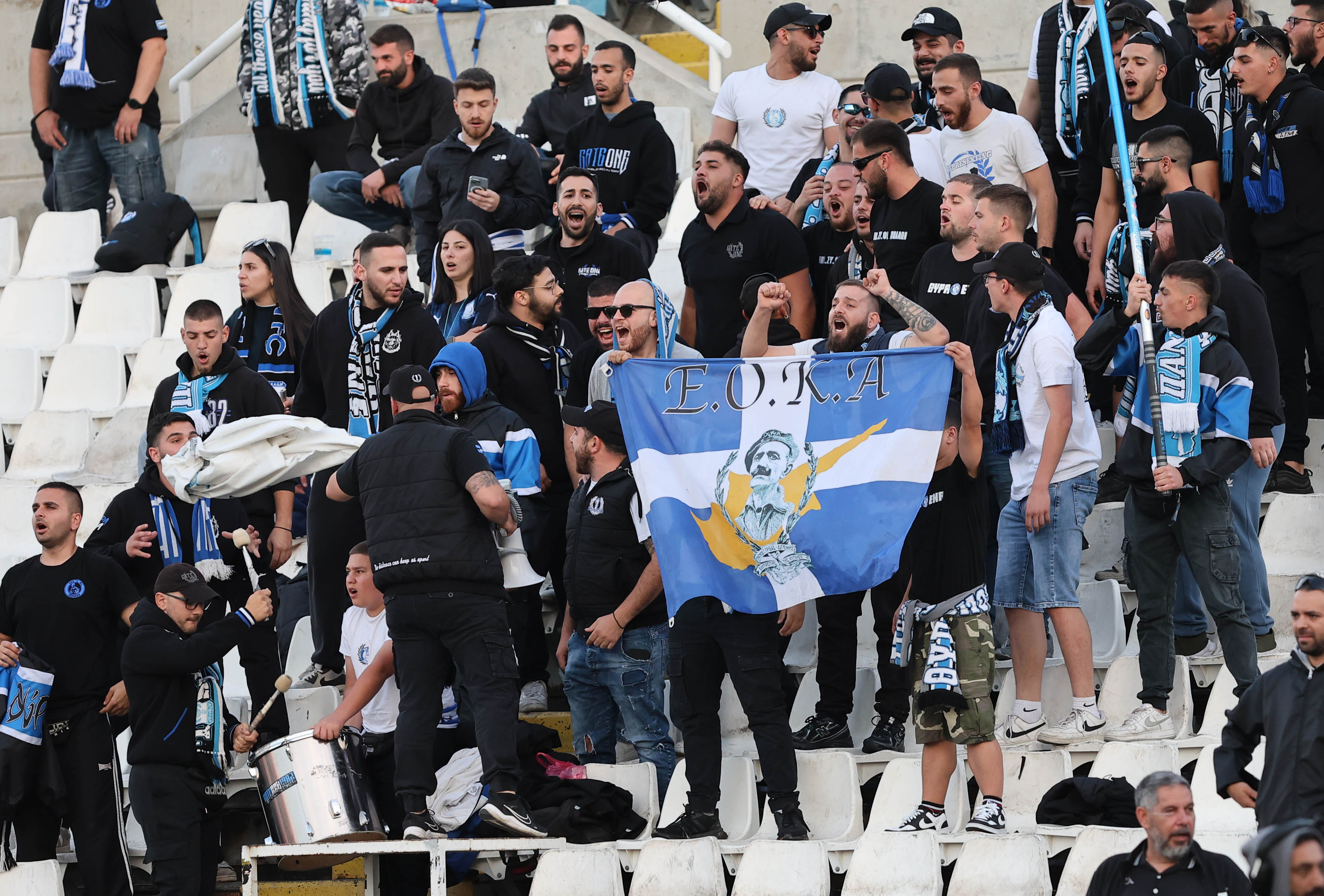 ΑΠΟΕΛ43