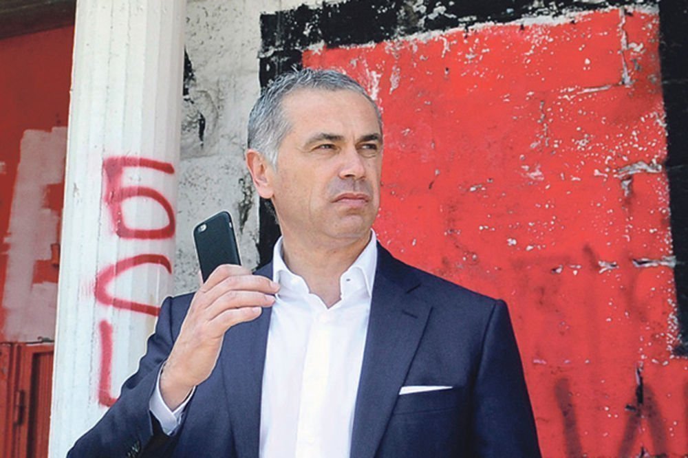 εεεε