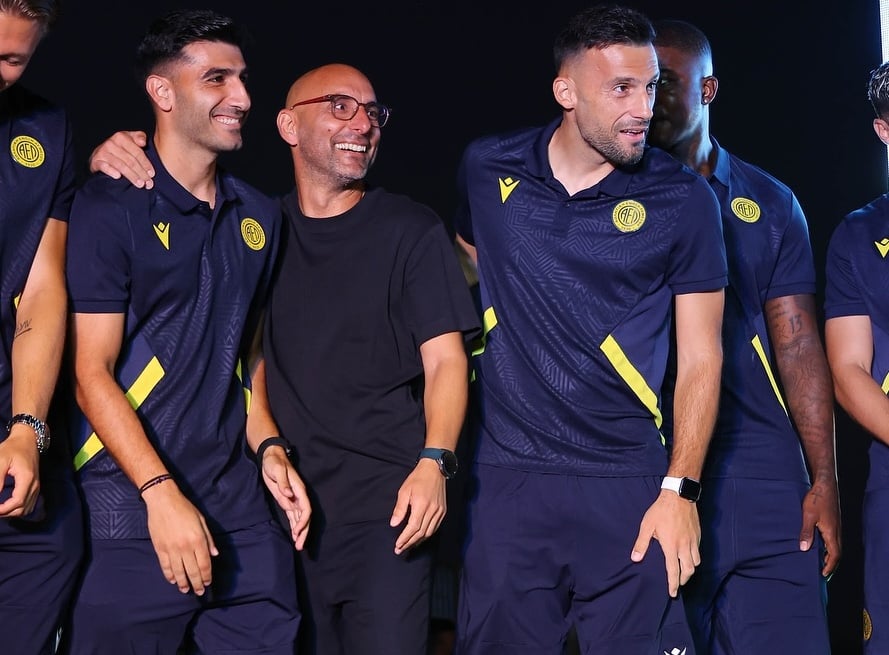 ΑΠΟΕΛ43