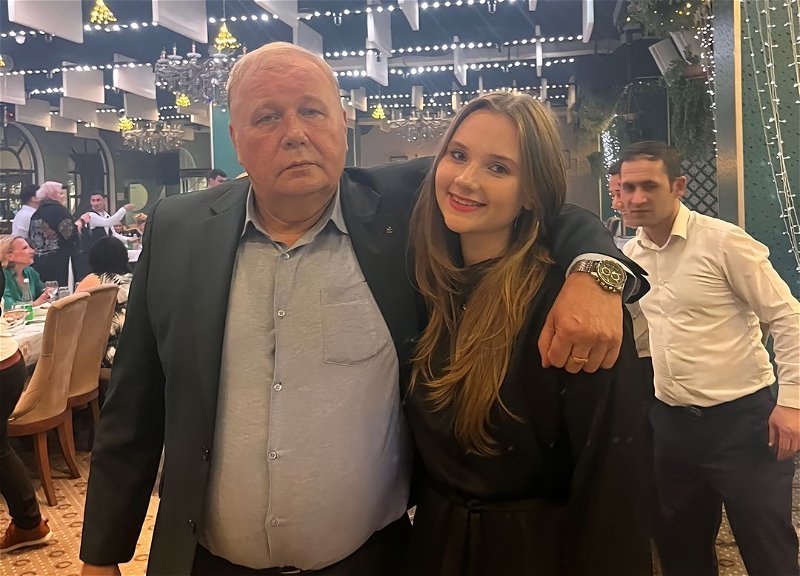 ΑΠΟΕΛ43