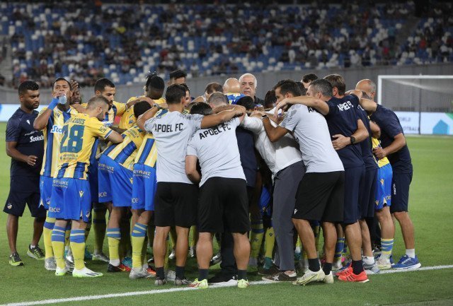 ΑΠΟΕΛ43