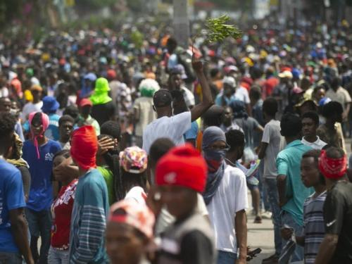 Αϊτή: Χιλιάδες στους δρόμους κατά της ακρίβειας και των ελλείψεων στα καύσιμα