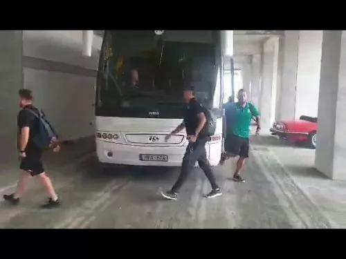 Άφιξη της ΑΕΚ με Απόλλων