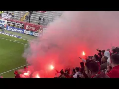Pyro-Show από οπαδούς Νέας Σαλαμίνας