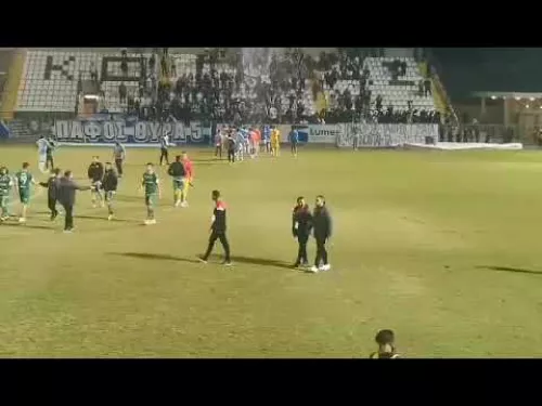 Πάφος/Το πάρτι παικτών και κόσμου μετά το «διπλό» στην Περιστερώνα