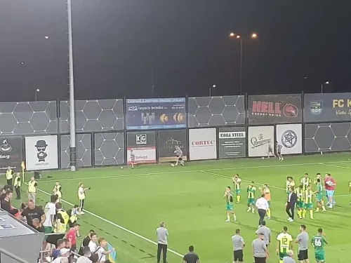 ΑΕΚ/Κόσμος και παίκτες πανηγύρισαν μαζί το διπλό!